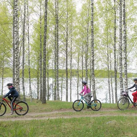 Resort Naaranlahti Cottages * Naaranlahti