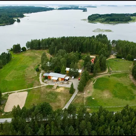 Resort Naaranlahti Cottages *