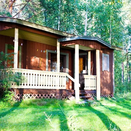 Resort Naaranlahti Cottages * Naaranlahti