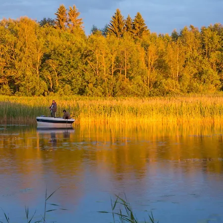 Resort Naaranlahti Cottages Hébergement de vacances Naaranlahti