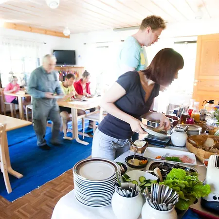 Resort Naaranlahti Cottages Hébergement de vacances *