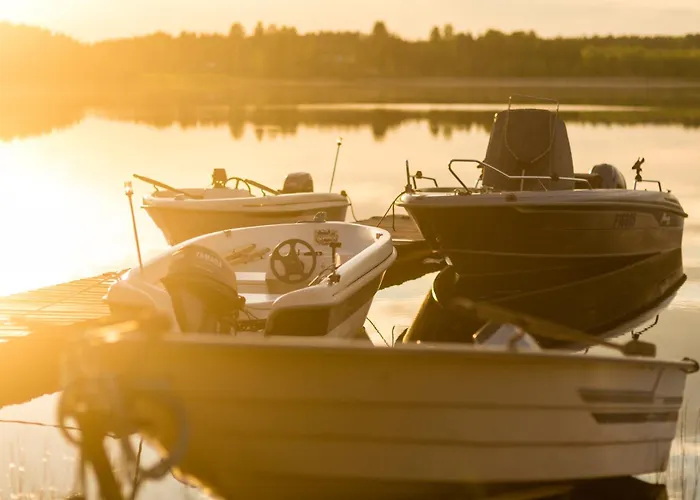 Resort Naaranlahti Cottages *