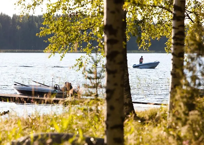 Resort Naaranlahti Cottages *