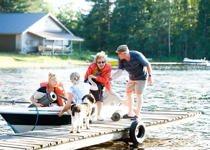 Semesterbostad Resort Naaranlahti Cottages *